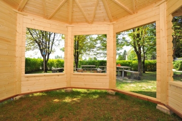Holzpavillon Gazebo Innenansicht